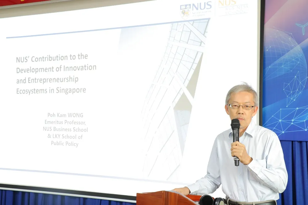 GS Wong Poh Kam, Giáo sư Danh dự, nguyên Giám đốc Trung tâm Khởi nghiệp NUS chia sẻ kinh nghiệm tại tọa đàm