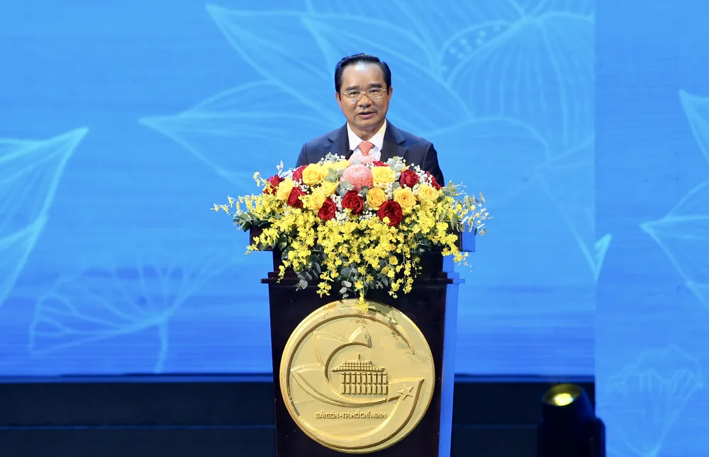 Chủ tịch UBND TPHCM Nguyễn Văn Được phát biểu tại Lễ kỷ niệm 80 năm thành lập ngành Ngoại giao Việt Nam và 50 năm thành lập Sở Ngoại vụ TPHCM. Ảnh: DŨNG PHƯƠNG 7.jpg