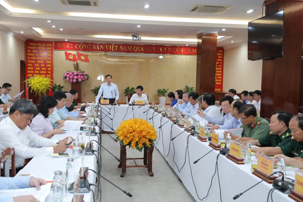 Toàn cảnh buổi làm việc của Phó Thủ tướng Lê Minh Khái với lãnh đạo tỉnh Bình Phước