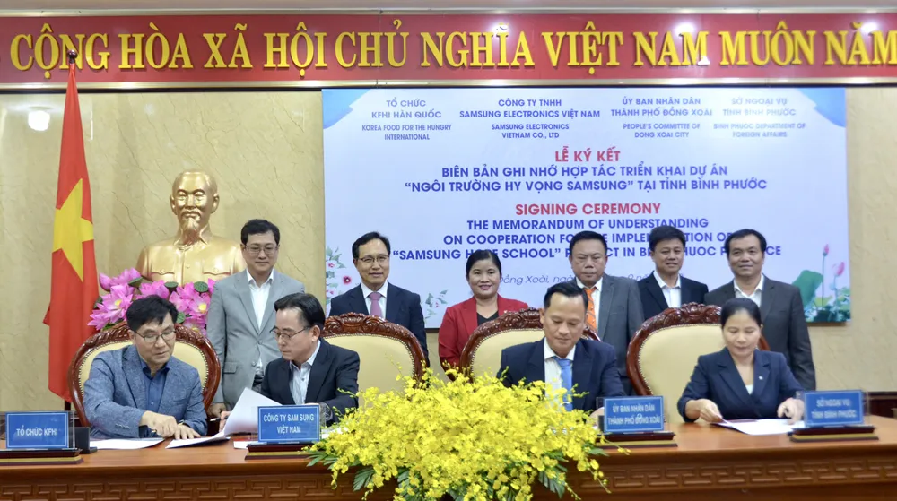 Các bên thực hiện ký kết Các bên thực hiện ký kết