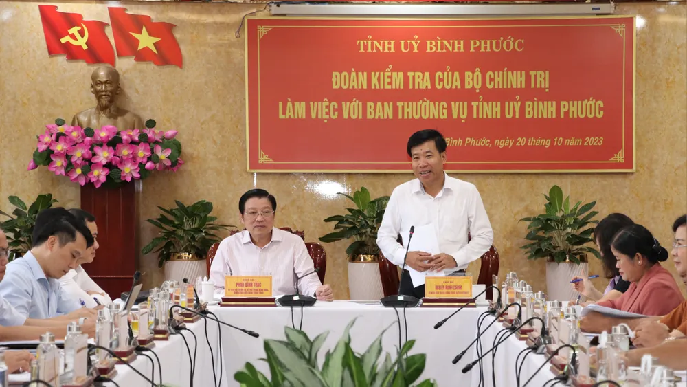 Đồng chí Nguyễn Mạnh Cường, Bí thư Tỉnh ủy Bình Phước Nguyễn Mạnh Cường phát biểu tại buổi làm việc