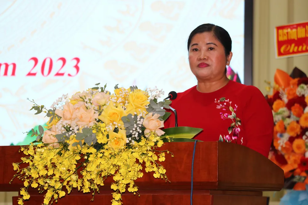 Đồng chí Trần Tuệ Hiền, Phó Bí thư Tỉnh ủy, Chủ tịch UBND tỉnh Bình Phước phát biểu tại buổi họp mặt Đồng chí Trần Tuệ Hiền, Phó Bí thư Tỉnh ủy, Chủ tịch UBND tỉnh Bình Phước phát biểu tại buổi họp mặt