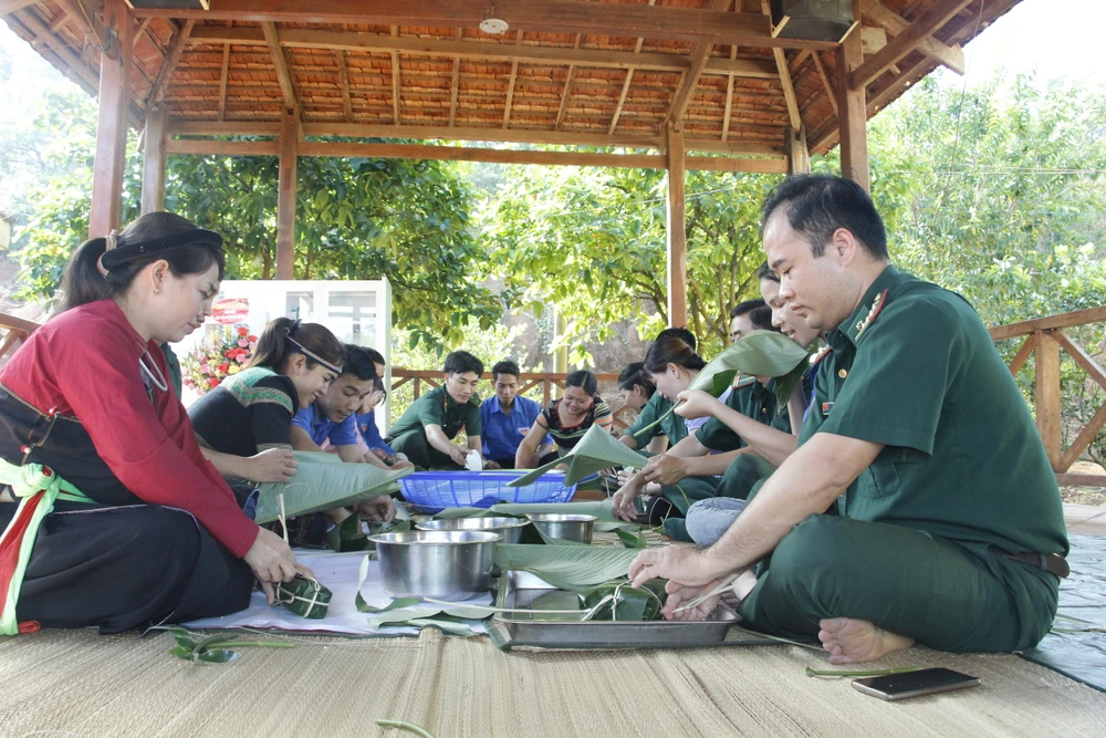 Bình Phước: Kỷ niệm 65 năm Ngày truyền thống Bộ đội biên phòng 