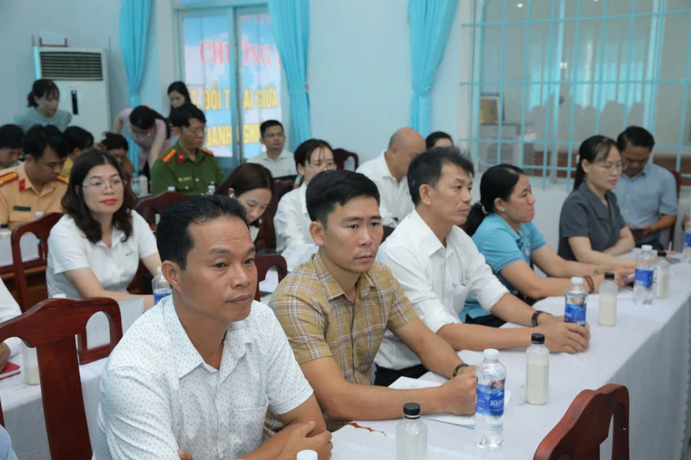 Các doanh nghiệp, nhà đầu tư tại chương trình - 2.jpg