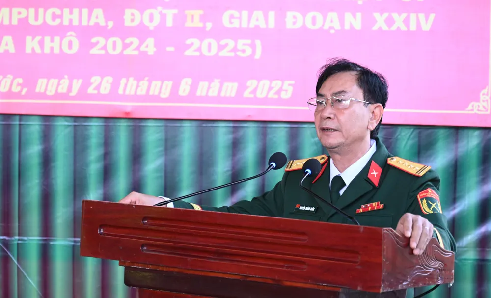 Đại tá Nguyễn Thành Ruân, Phó Chính ủy Bộ CHQS tỉnh Bình Phước, thành viên Ban Chỉ đạo 515 tỉnh phát biểu tại buổi lễ - 6.JPG