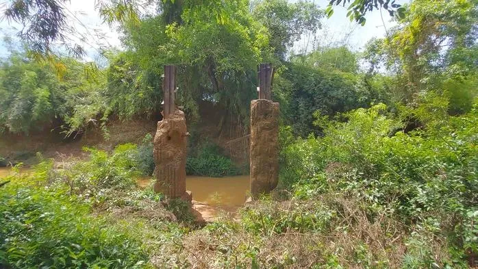 Cầu Mã Đà nối Bình Phước (cũ) và Đồng Nai (cũ) bị hư hỏng trong chiến tranh sắp được khôi phục - 3.jpg
