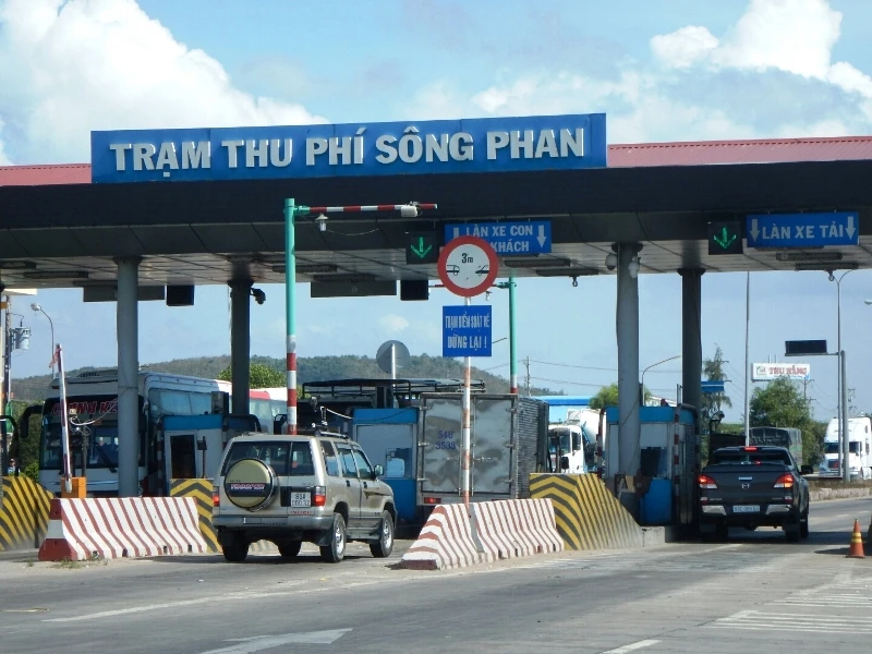 Trạm thu phí Sông Phan trên địa bàn tỉnh Bình Thuận. 