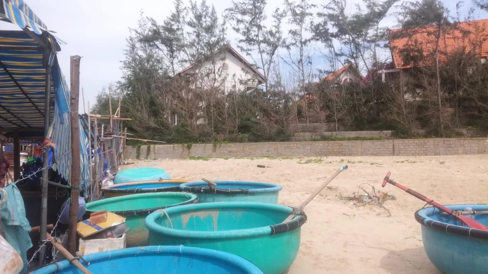 Chủ resort ngang nhiên chặn bãi Sau biển Mũi Né ảnh 1 Chủ resort ngang nhiên chặn bãi Sau biển Mũi Né ảnh 1