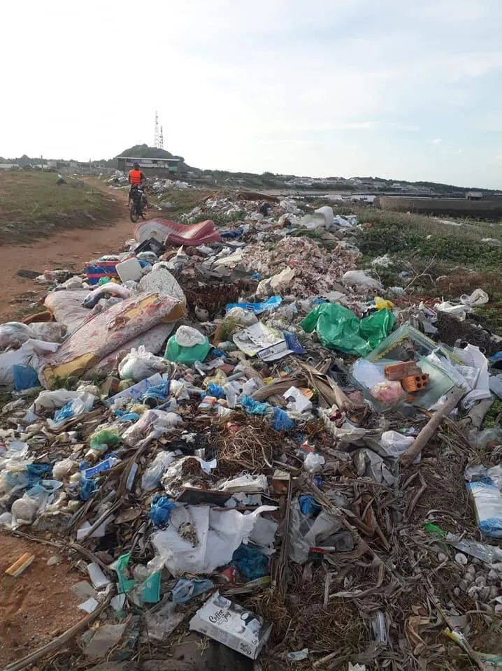 Xem ảnh bãi biển Phú Quý trước và sau khi dọn sạch rác ảnh 3