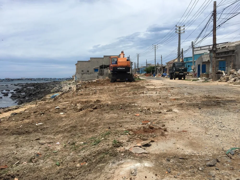 Xem ảnh bãi biển Phú Quý trước và sau khi dọn sạch rác ảnh 6