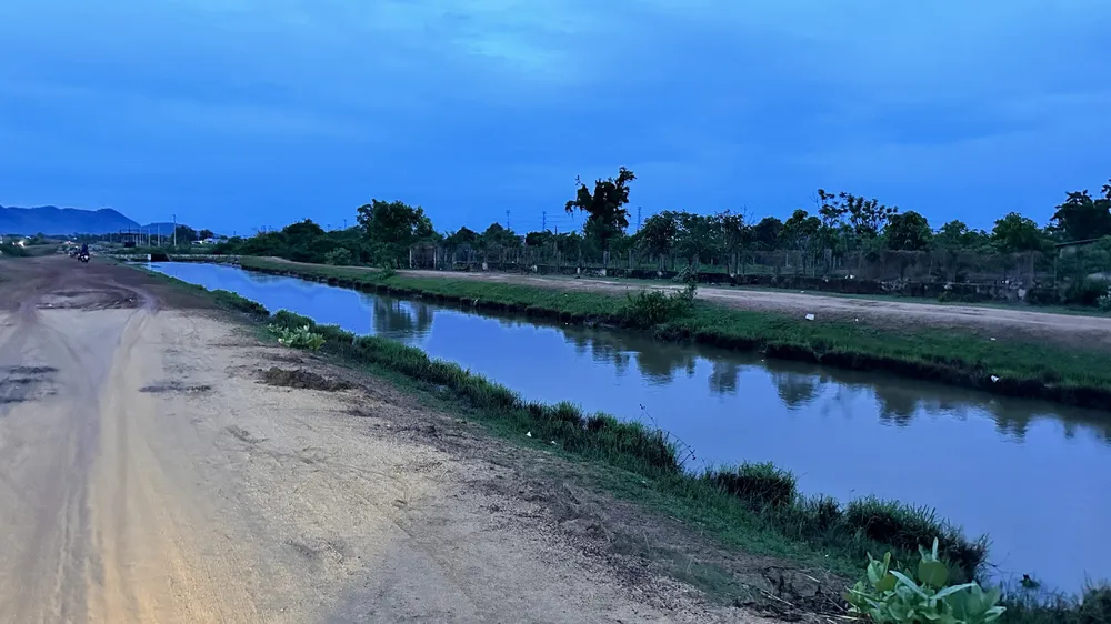 Kênh Sông Quao, nơi xảy ra vụ đuối nước khiến 4 em học sinh tử vong. Ảnh: D.T. Kênh Sông Quao, nơi xảy ra vụ đuối nước khiến 4 em học sinh tử vong. Ảnh: D.T.
