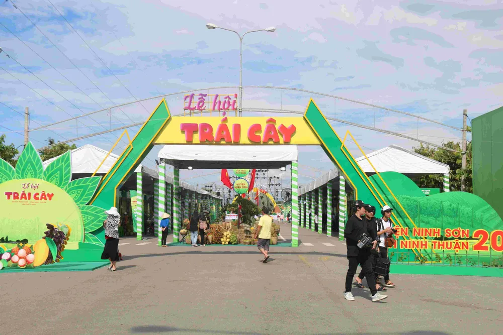 Lễ hội trái cây Ninh Sơn lần thứ I diễn ra trong 3 ngày