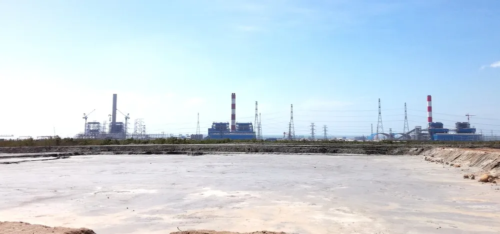 Bãi chứa tro, xỉ của Nhà máy Nhiệt điện Vĩnh Tân được quan trắc tự động Bãi chứa tro, xỉ của Nhà máy Nhiệt điện Vĩnh Tân được quan trắc tự động