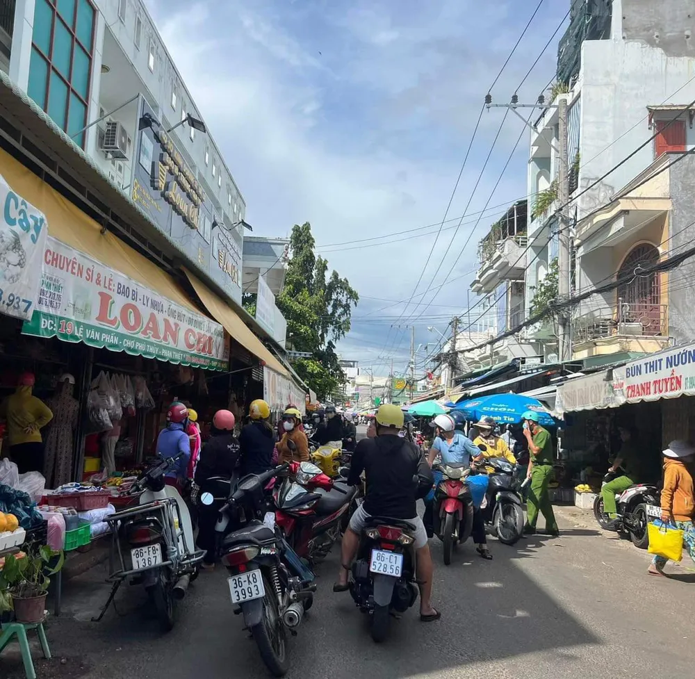 Vụ việc gây mất an ninh, trật tự tại địa phương hui1.jpg