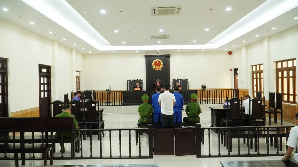 Toàn cảnh phiên tòa phúc thẩm t2.jpg