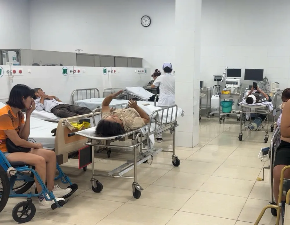 Các nạn nhân được điều trị tại bệnh viện caotoc4.jpg