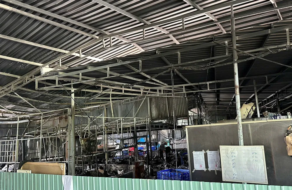 Cháy lớn tại cơ sở giặt ủi xây dựng trái phép trên đất nông nghiệp 2.jpg