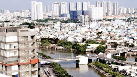 Many buildings have been developed in HCMC (Photo: SGGP)