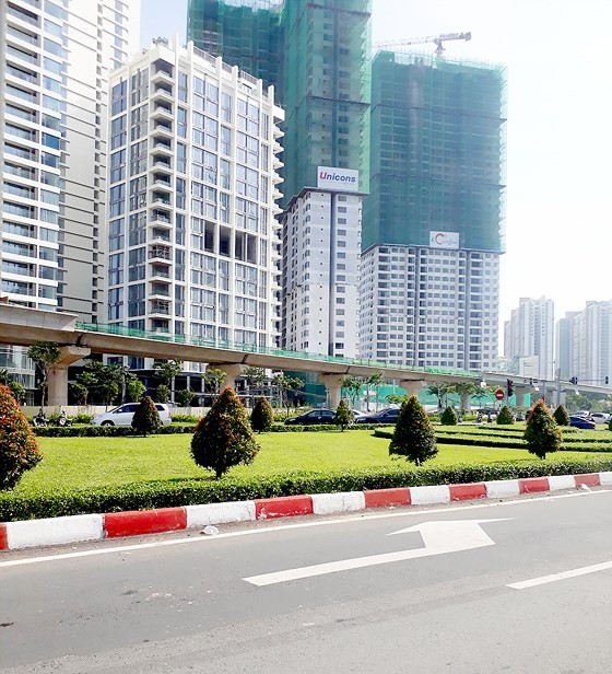 An under-construction stretch of Ben Thanh-Suoi Tien metro line in HCMC (Photo: SGGP)