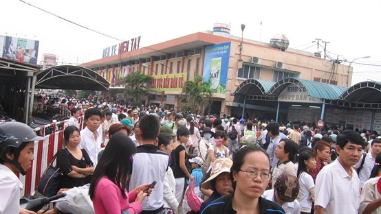 Passegers at Mien Tay coach station (Photo: SGGP)