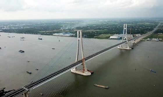 Vam Cong bridge was open to traffic in the Mekong Delta on May 19 (Photo: SGGP)