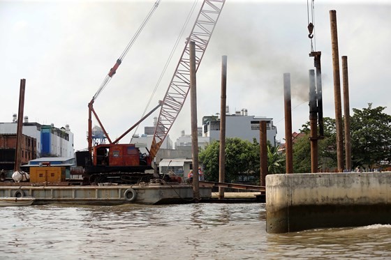 An under construction anti-flooding project in HCMC (Photo: SGGP)