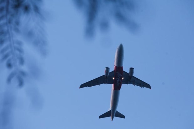 A Thai AirAsia jet takes off from Krabi airport. (Photo: Post Today)