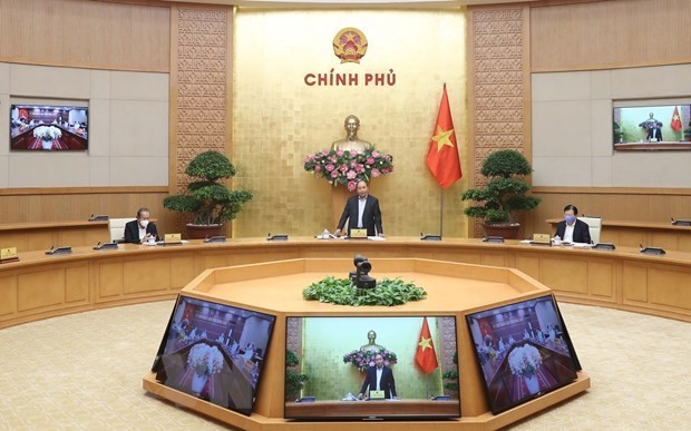 PM Nguyen Xuan Phuc speaks at the meeting (Photo: VNA)
