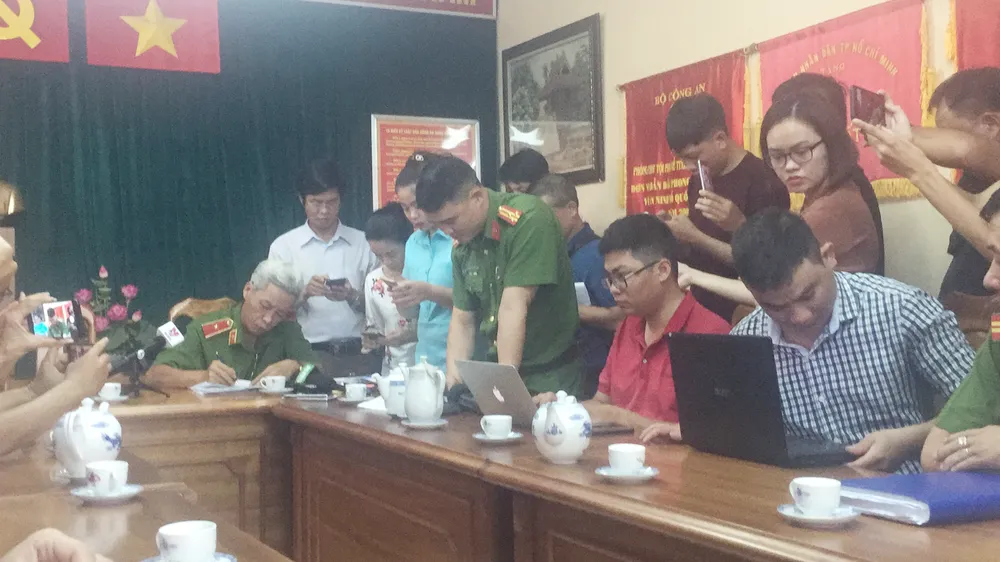 Thiếu tướng Phan Anh Minh: Nhóm trộm rút dao tấn công các "hiệp sĩ" diễn ra chỉ trong 13 giây ảnh 5