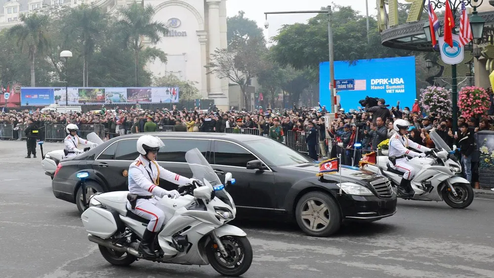 Đoàn xe ông Kim Jong-un tới Hà Nội ảnh 5