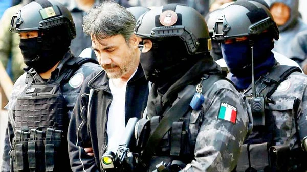 Damaso “El Licenciado” Lopez, kế nhiệm Joaquin “El Chapo” Guzman, trùm tập đoàn ma túy Sinaloa, bị bắt tại Mexico City ngày 2-5-2017. Ảnh: REUTERS