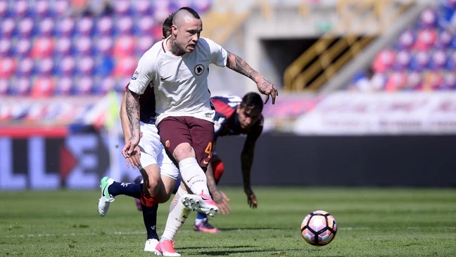 Radja Nainggolan luôn trung thành với Roma.