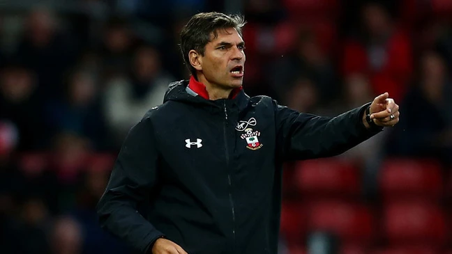 HLV Pellegrino vẫn đang loay hoay tìm sự ổn định tại Southampton.