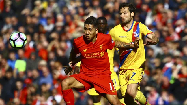 Palace (phải) khó làm nên chuyện trước Liverpool