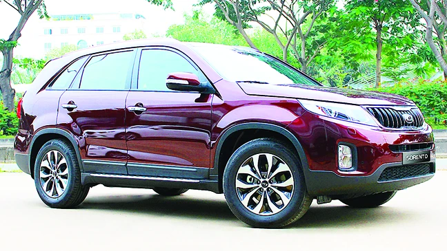 Kia Sorento có giá bán thuộc hàng thấp nhất trong phân khúc SUV 7 chỗ