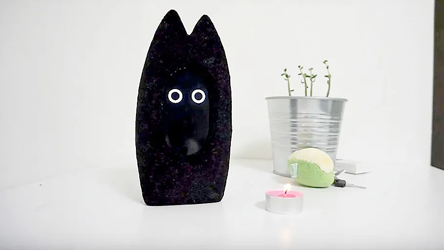 Mèo robot cho người cô đơn