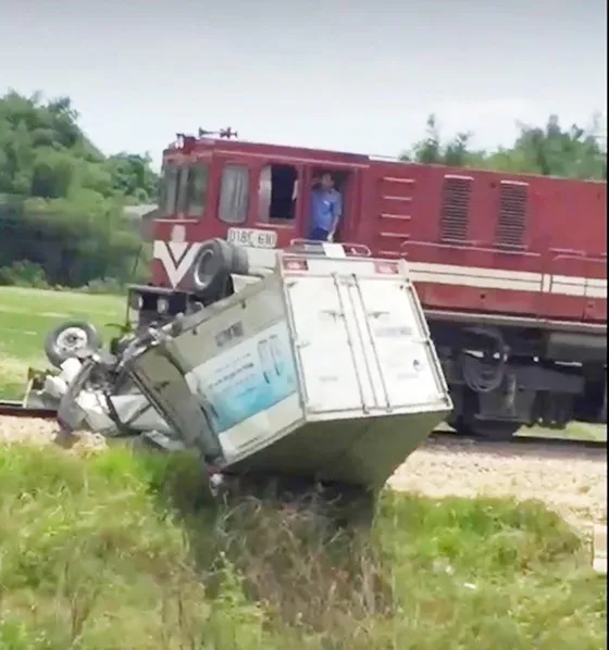 Ý thức và trách nhiệm