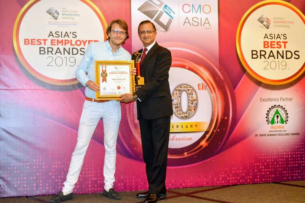 FE CREDIT ghi dấu thêm 3 giải thưởng tại lễ trao giải CMO ASIA 2019 
