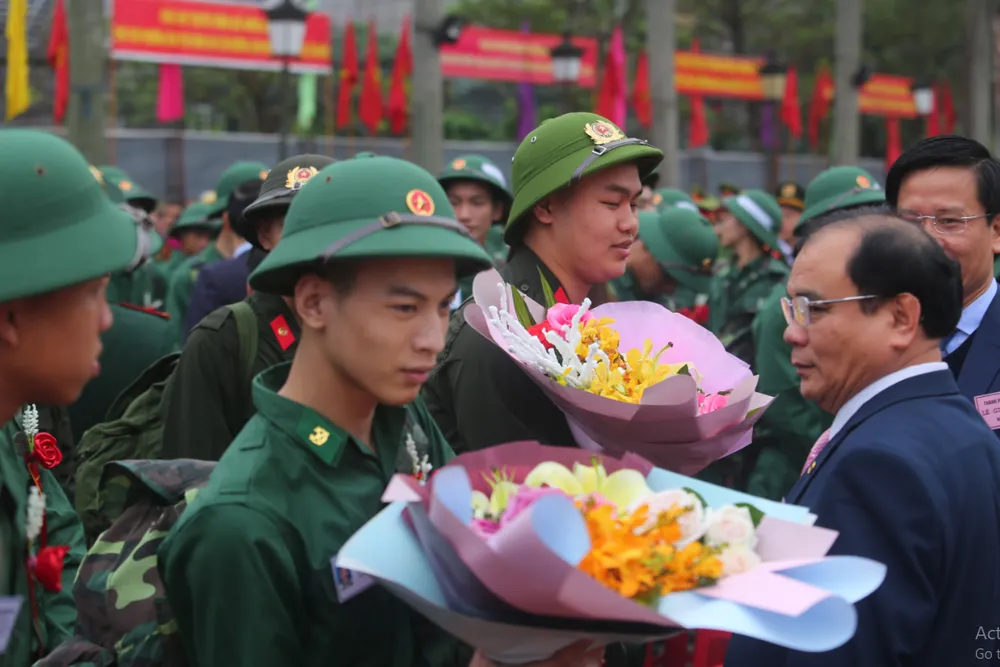 Hiến dâng sức trẻ cho Tổ quốc ảnh 4 Hiến dâng sức trẻ cho Tổ quốc ảnh 4