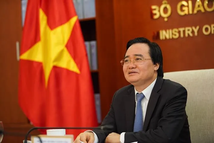 Bộ trưởng Phùng Xuân Nhạ tại cuộc làm việc trực tuyến với Trưởng đại diện UNICEF tại Việt Nam