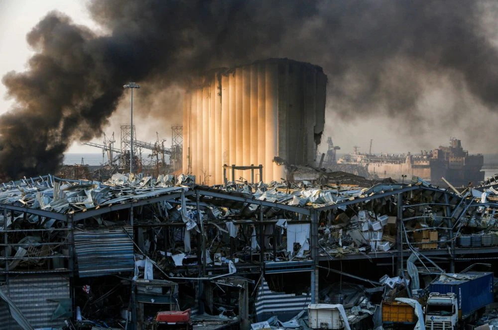 Vụ nổ kinh hoàng tại cảng Beirut. Ảnh: AFP