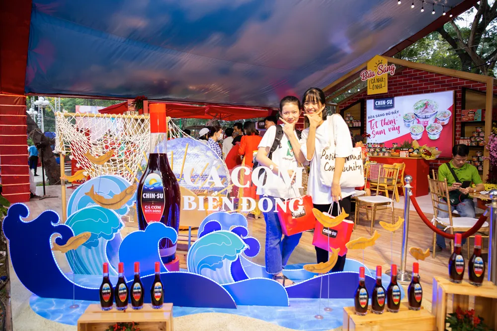 Đến Lễ hội Tết Việt, thưởng thức nước mắm CHIN-SU Cá Cơm Biển Đông ảnh 1 Đến Lễ hội Tết Việt, thưởng thức nước mắm CHIN-SU Cá Cơm Biển Đông ảnh 1