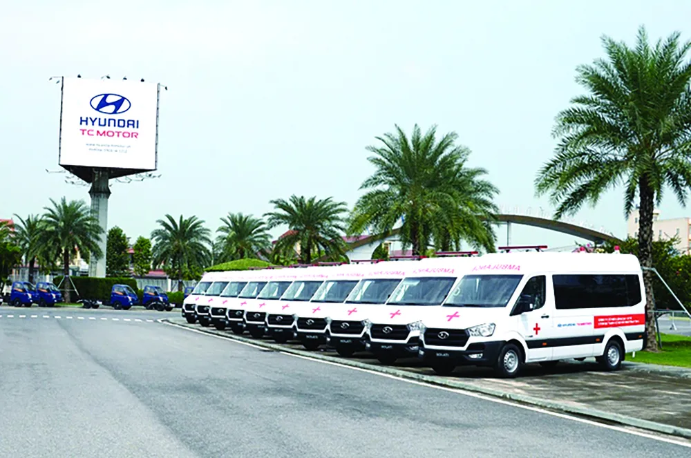 Liên doanh Ô tô Hyundai Thành Công trao tặng 10 xe Solati cứu thương ảnh 4
