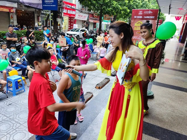 Mang trung thu đến trẻ em