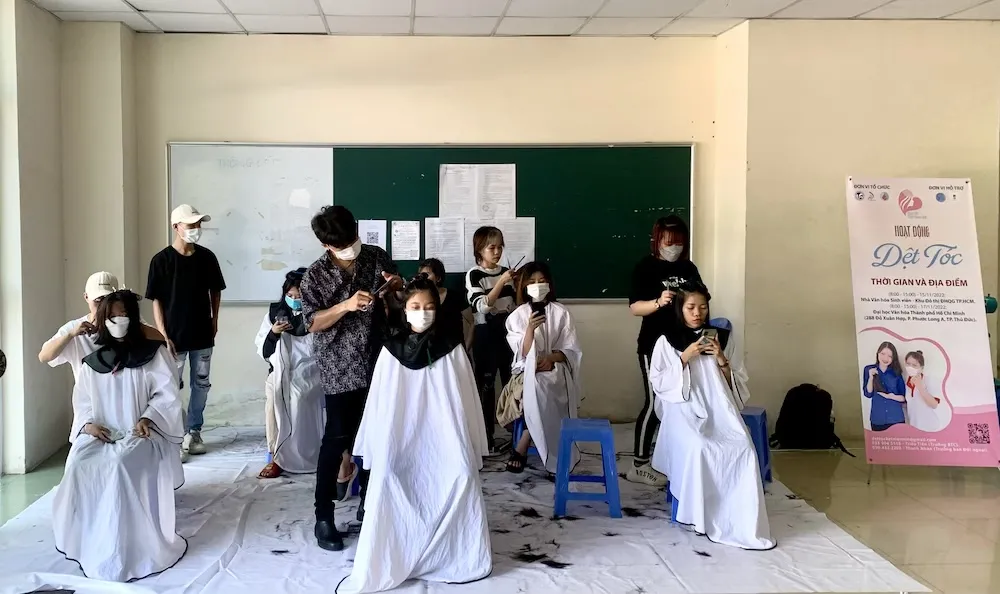 Hai chương trình giao lưu nghệ thuật tri ân cựu thanh niên xung phong và gây quỹ hỗ trợ bệnh nhân ung thư ảnh 1