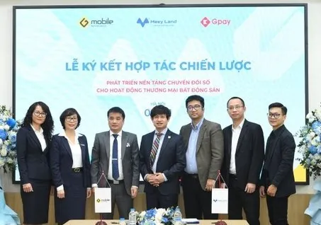 Đại diện Gtel Mobile JSC và Meey Land ký kết thỏa thuận hợp tác