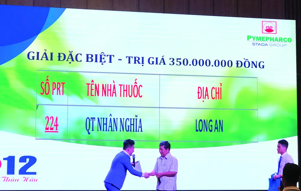 Chủ nhân Giải đặc biệt tại buổi giao lưu