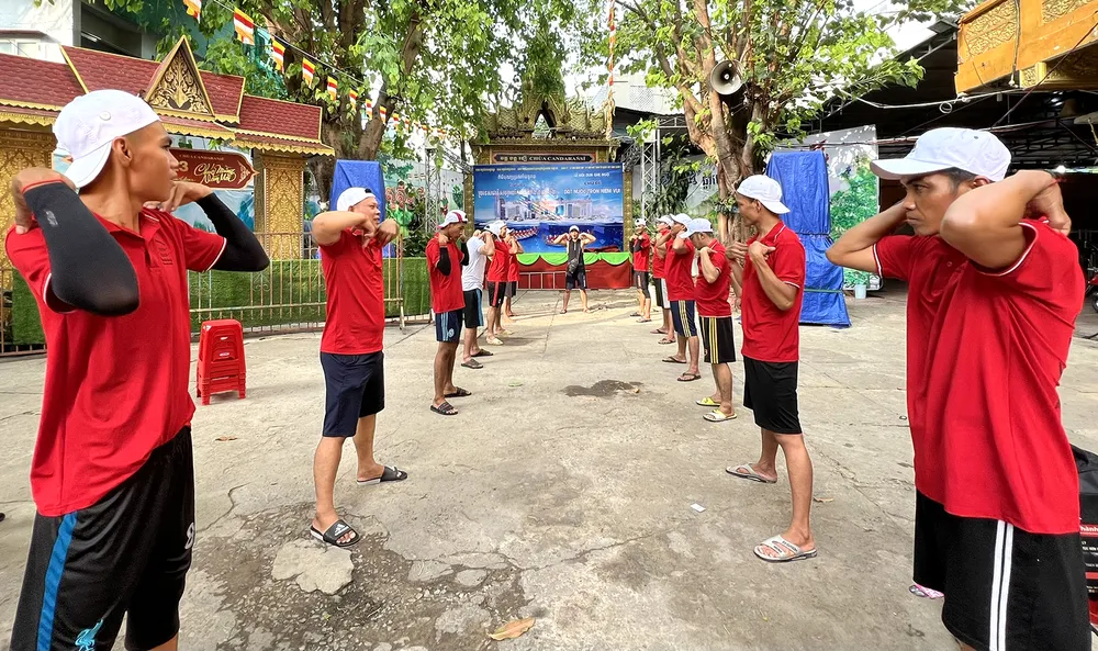 Khởi động Khởi động