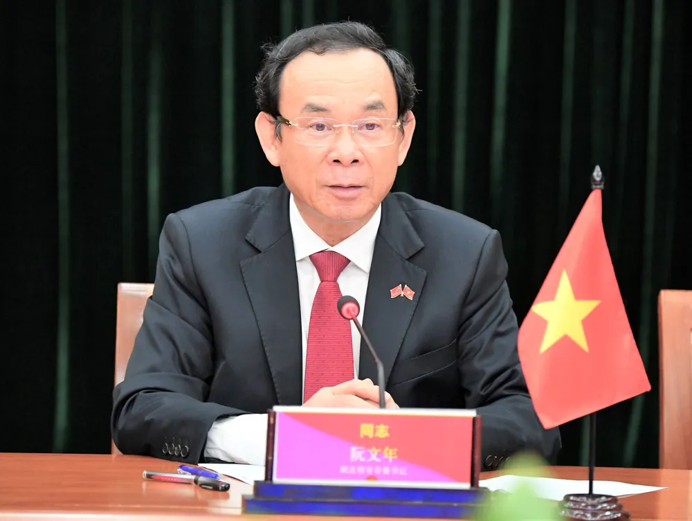 Bí thư Thành ủy TPHCM Nguyễn Văn Nên tại cuộc hội đàm trực tuyến. Ảnh: VIỆT DŨNG Bí thư Thành ủy TPHCM Nguyễn Văn Nên tại cuộc hội đàm trực tuyến. Ảnh: VIỆT DŨNG