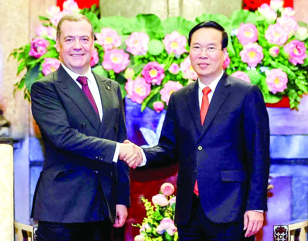 Chủ tịch nước Võ Văn Thưởng tiếp Chủ tịch Đảng Nước Nga Thống nhất, Phó Chủ tịch Hội đồng An ninh Liên bang Nga Dmitry Medvedev. Ảnh: TTXVN Chủ tịch nước Võ Văn Thưởng tiếp Chủ tịch Đảng Nước Nga Thống nhất, Phó Chủ tịch Hội đồng An ninh Liên bang Nga Dmitry Medvedev. Ảnh: TTXVN